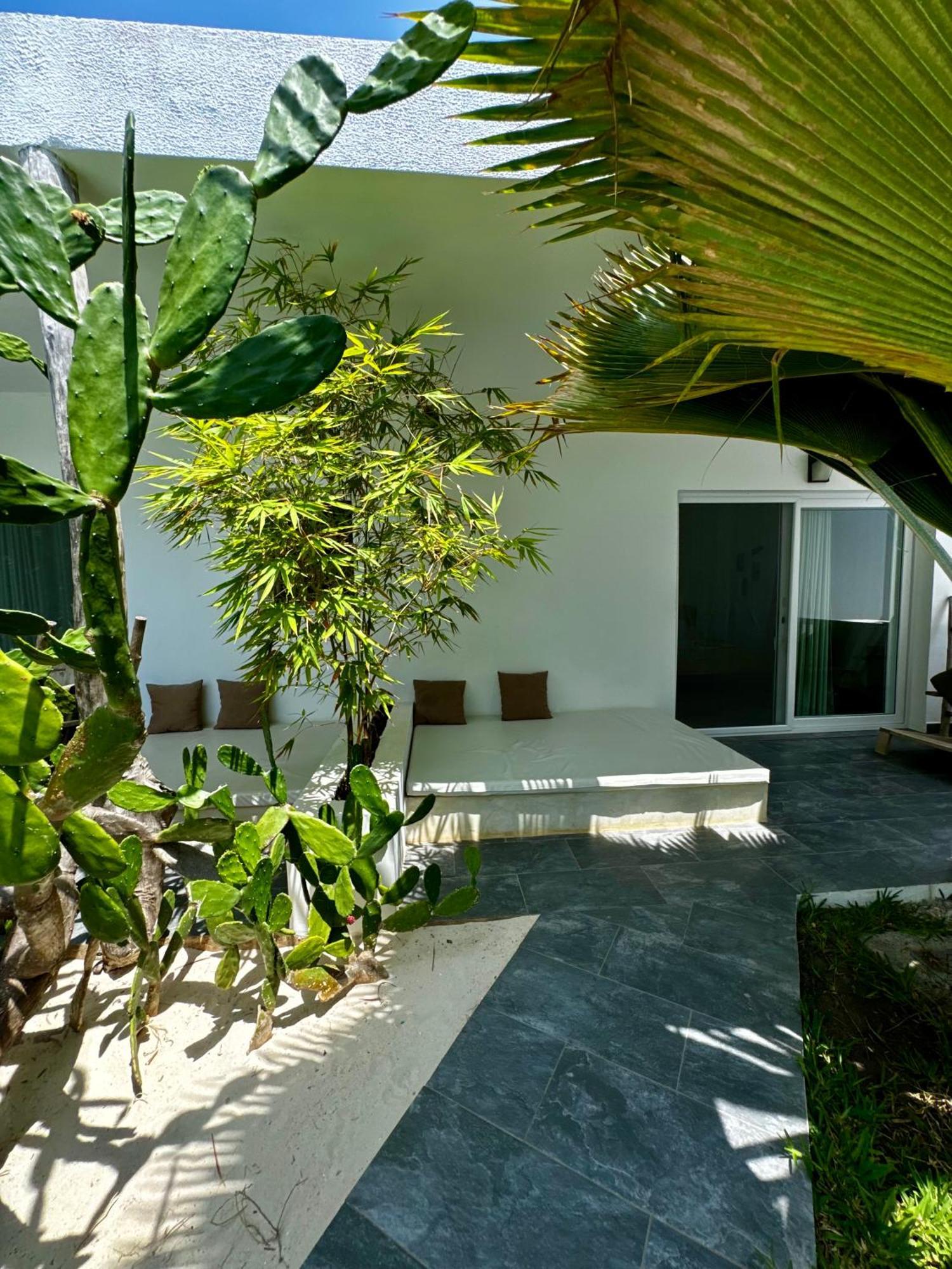 La Base Hotel Kiwengwa  Ngoại thất bức ảnh